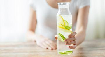 Bí quyết chăm sóc môi mỗi tối với 5 bước đơn giản sau