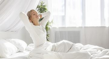 9 loại kem dưỡng ẩm được beauty editor mê như điếu đổ