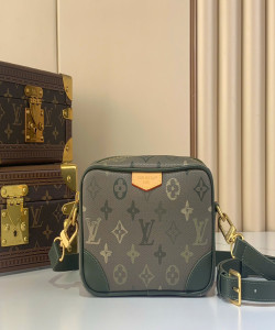 Bag Lv mini trocadero M26937
