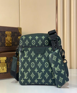 Bag Lv trio M27154