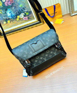 Bag Louis Vuitton M40511