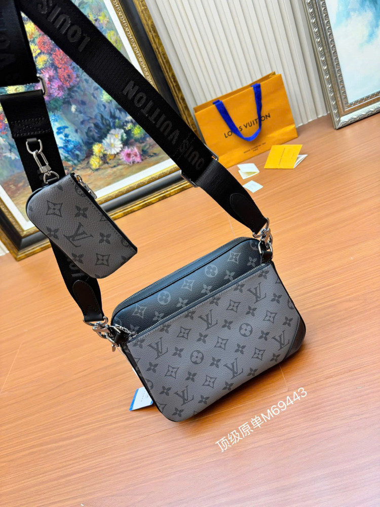 Balo Louis Vuitton M69443