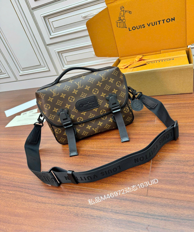 Bag LV M46972