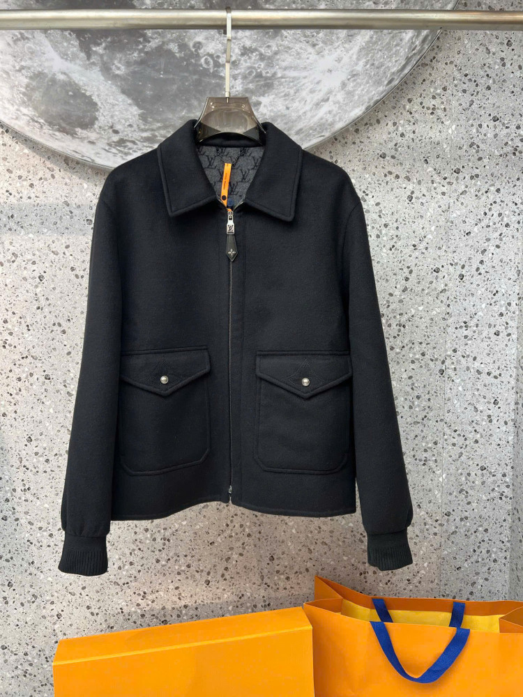 Áo khoác da thật LV