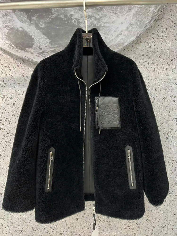 Áo khoác lông cừu hai mặt  Loewe