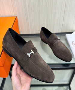 Giày lười Hermes, khóa cài bên hôngg