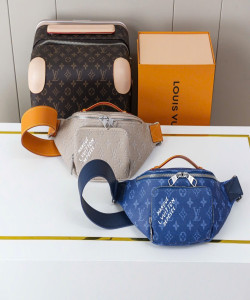 Túi đeo hông Rush LV