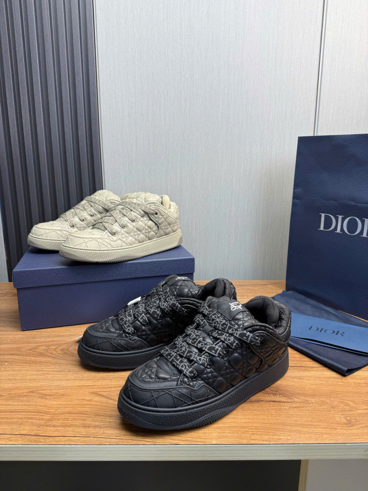 Giày Dior kiểu bố