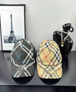 mũ Burberry