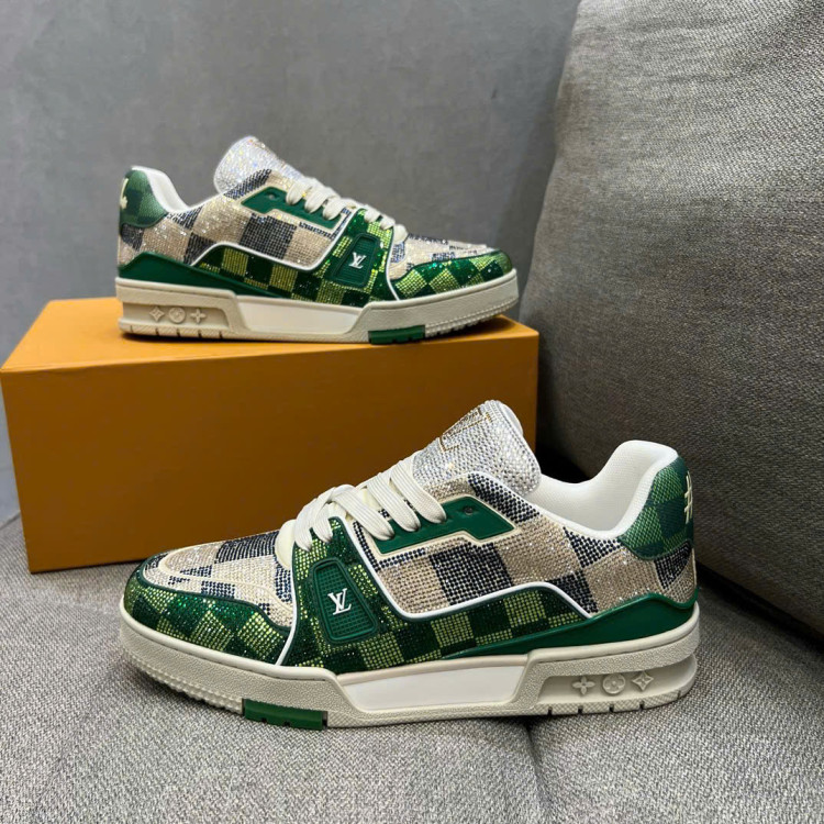 Sneaker LV xanh caro