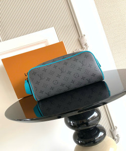 Bag Louis Vuitton M11482