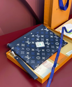 Clutch Pochette  M28913