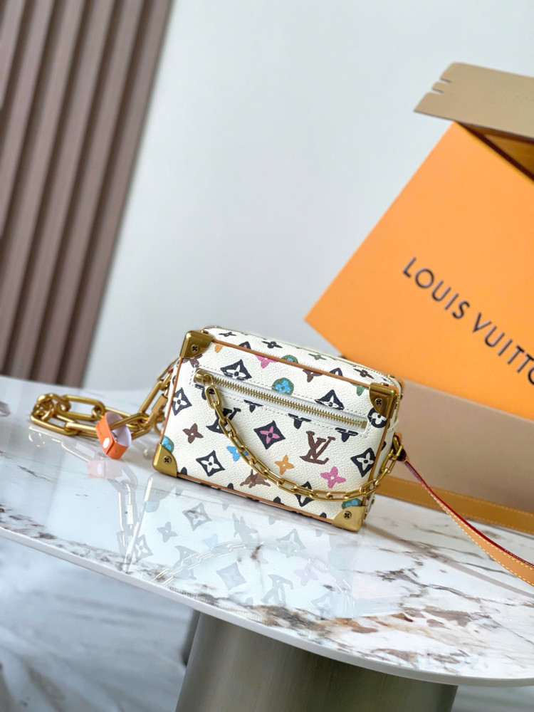 Bag Louis Vuitton M25132