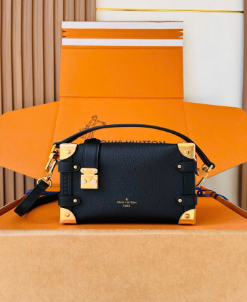 Bag Louis Vuitton M23817