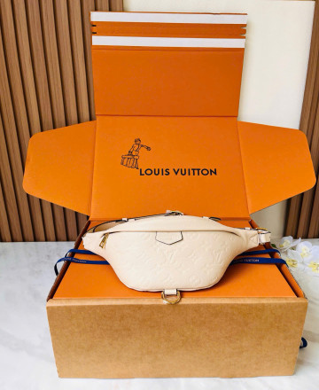 Bag Louis Vuitton M44836