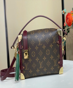Bag Louis Vuitton m28569