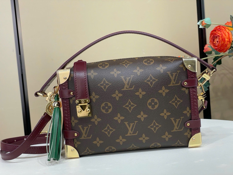Bag Louis Vuitton m28569